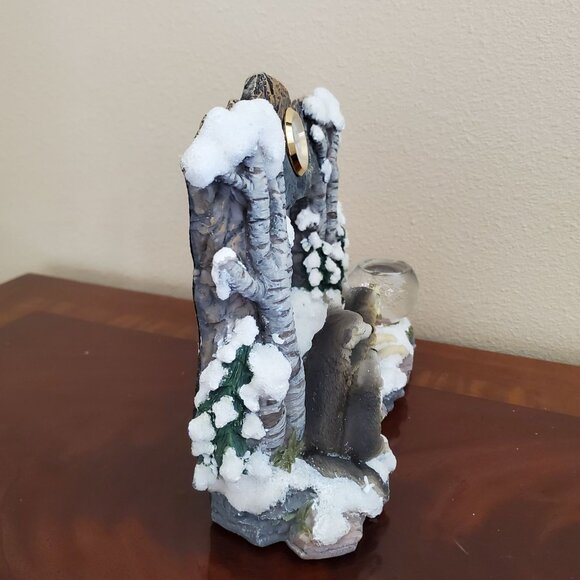 Classic Treasures 3D Resin Wolf Family Trees Picture Frame with Clock - Picture 5 of 6